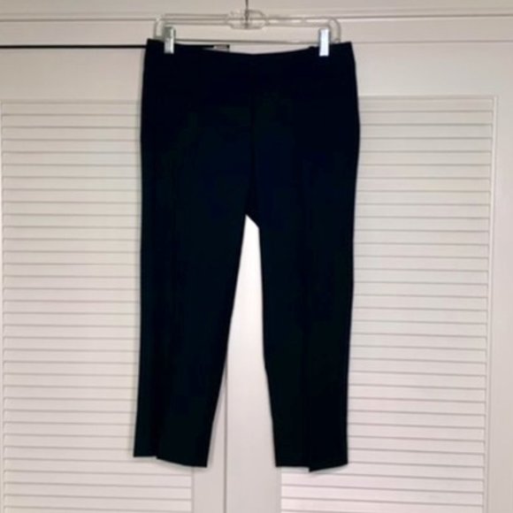 LOFT Pants - NWOT Ann Taylor Loft Black Dressy Capri Pants Sz 2